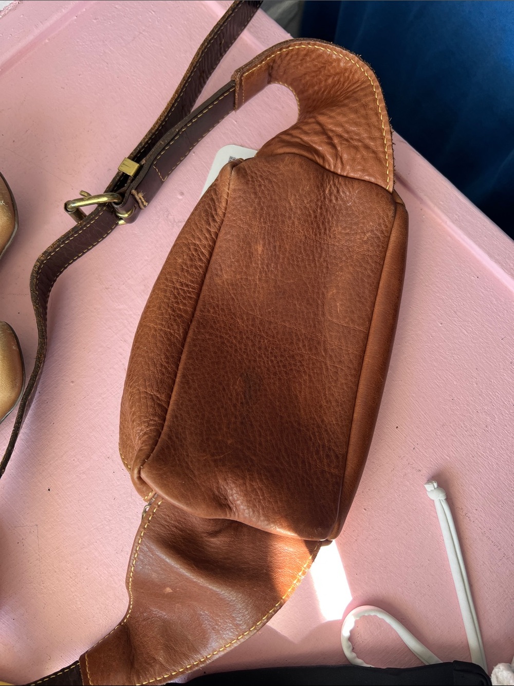Roots Tan Leather Belt Bag well worn Roots zipper Fanny pack - Picture 6 of 7